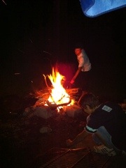 Autour du feu !